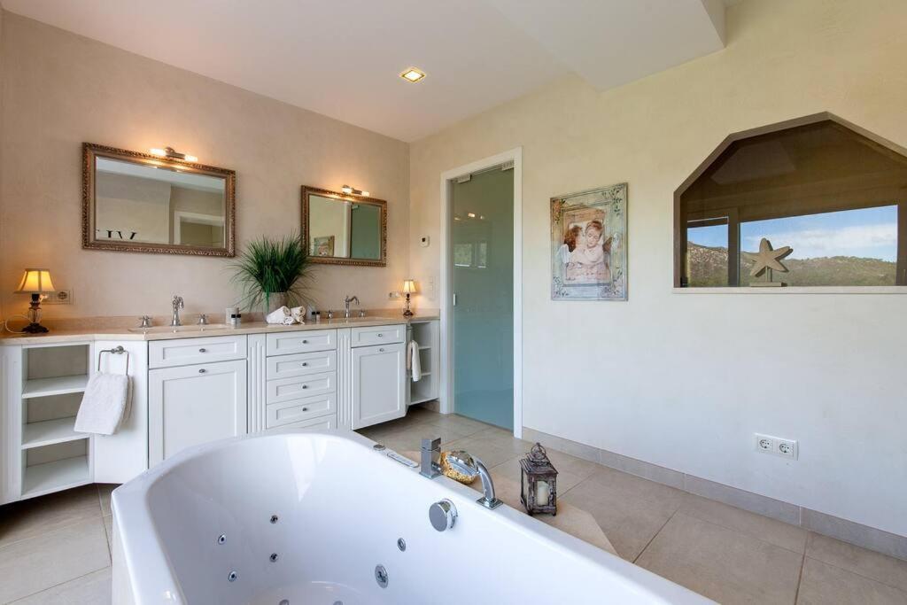 Finca Wellnatura Mit Sauna, Kamine, Badewanne ارتا المظهر الخارجي الصورة